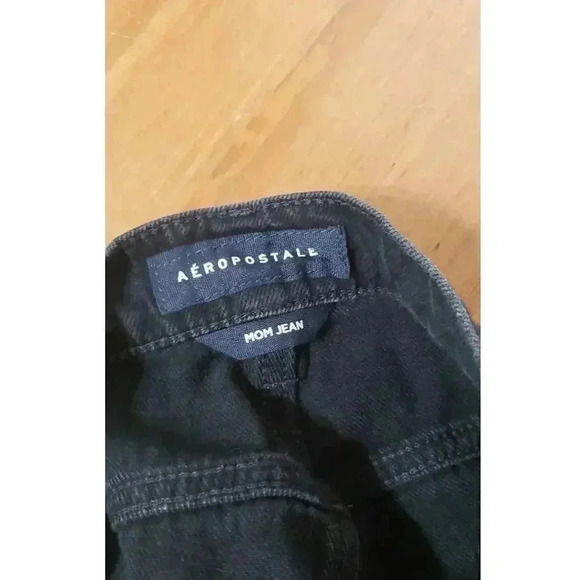 Aeropostale mom jeans size 12 black destressed 100% cotton - Picture 3 of 4